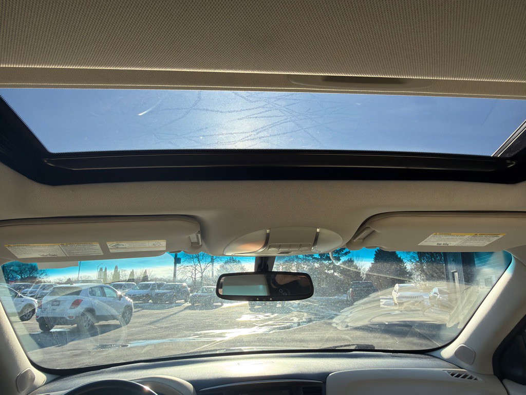 2015 INFINITI QX60 Image 11