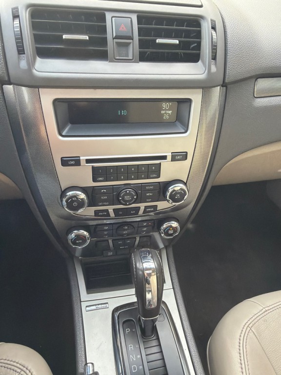 2011 Ford Fusion Image 13