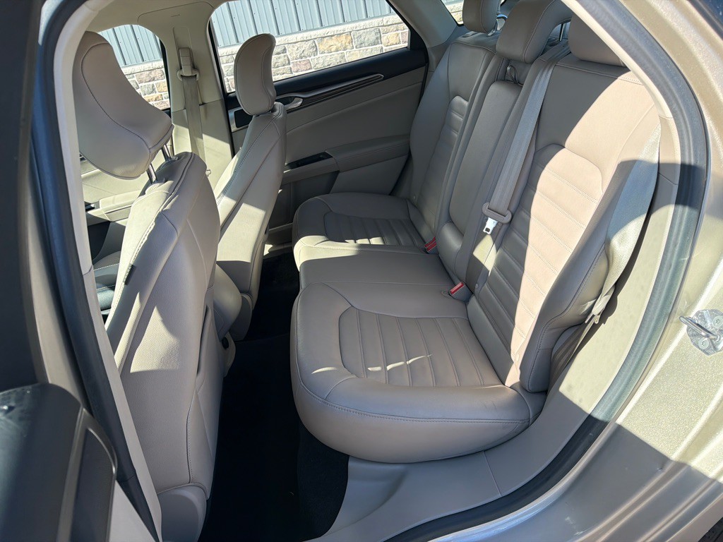 2017 Ford Fusion Image 9