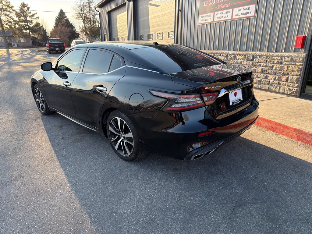 2021 Nissan Maxima Image 3