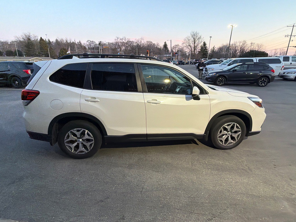 2019 Subaru Forester Image 6