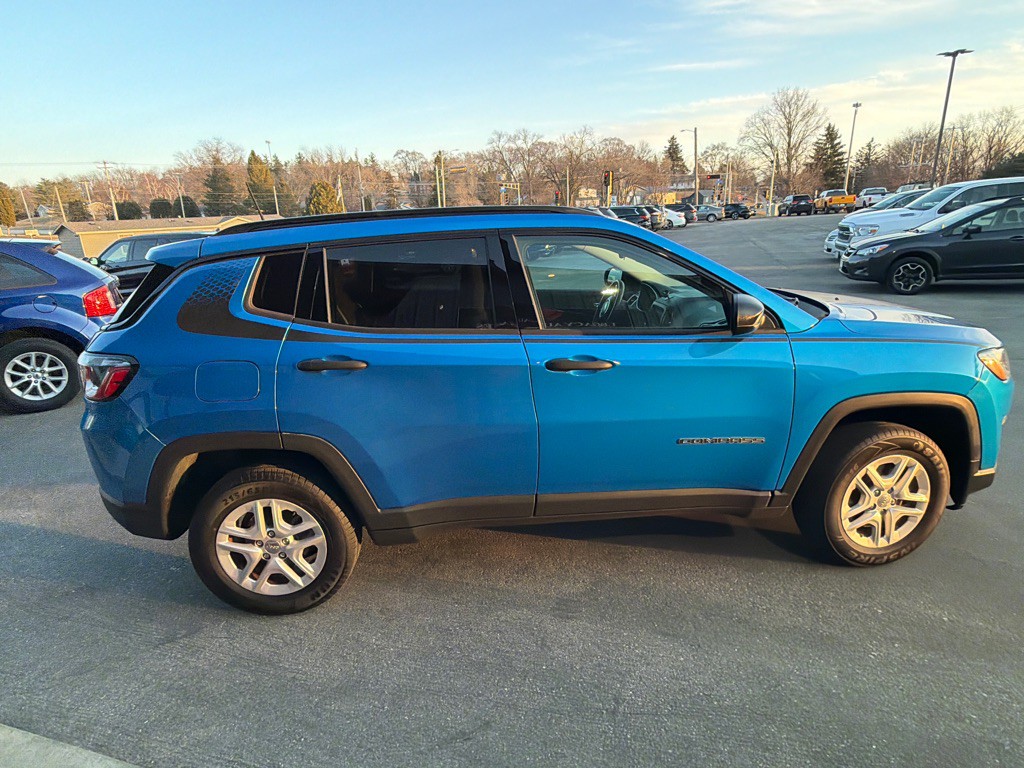 2018 Jeep Compass Image 6