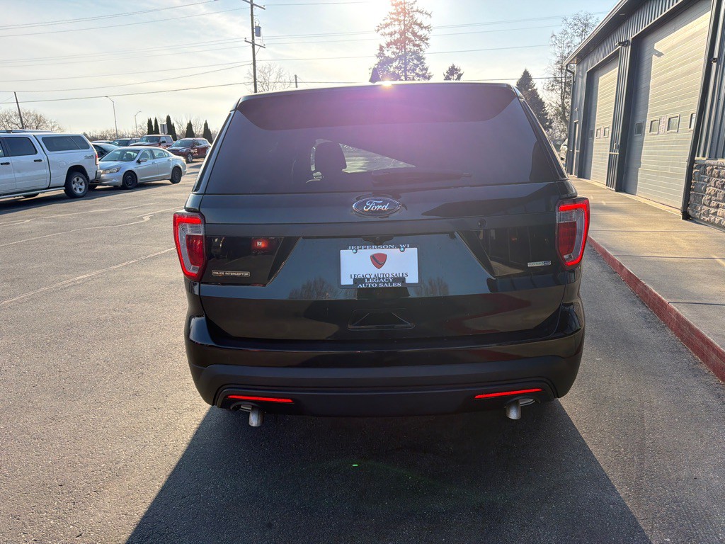 2017 Ford Explorer Image 4