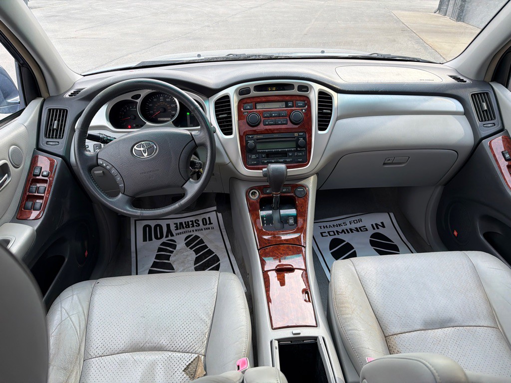 2005 Toyota Highlander Image 12