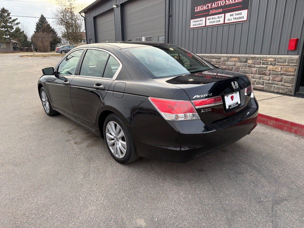 2011 Honda Accord Image 3