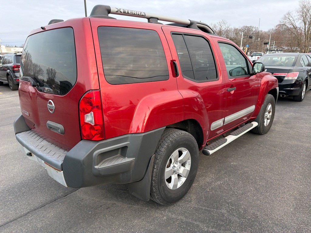 2012 Nissan Xterra Image 4