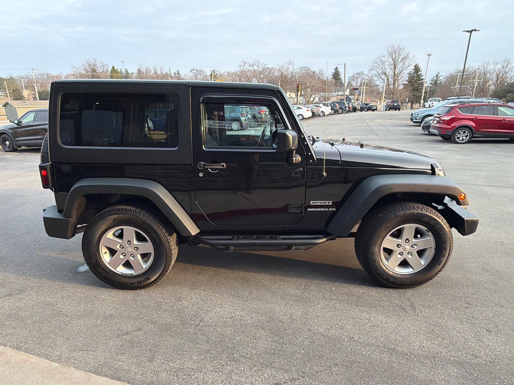 2014 Jeep Wrangler Image 6