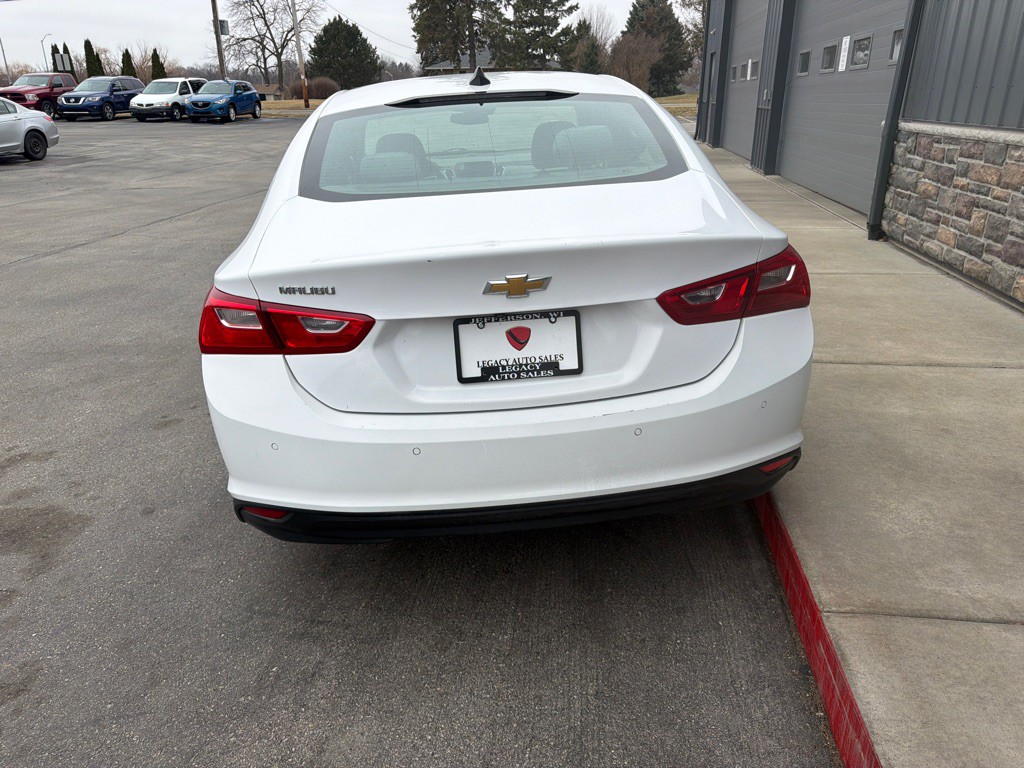 2020 Chevrolet Malibu Image 4