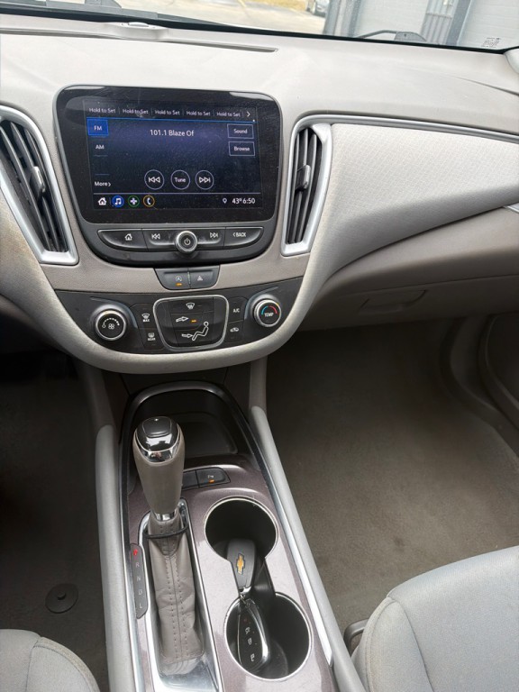 2020 Chevrolet Malibu Image 12