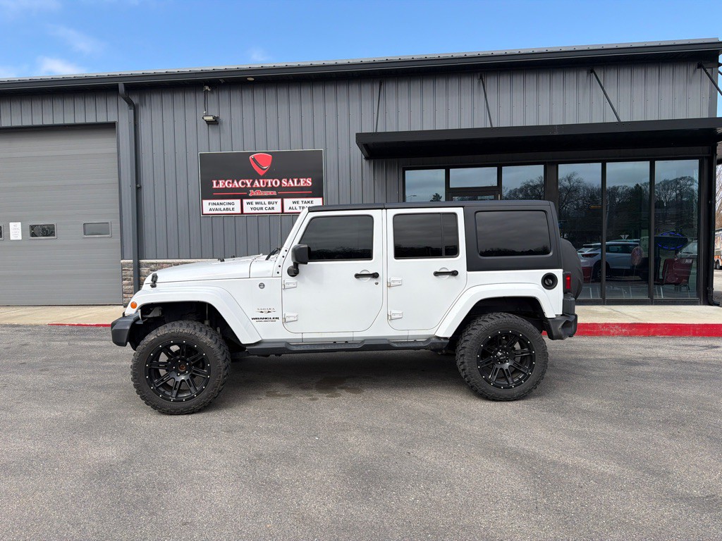 2017 Jeep Wrangler Unlimited Image 2