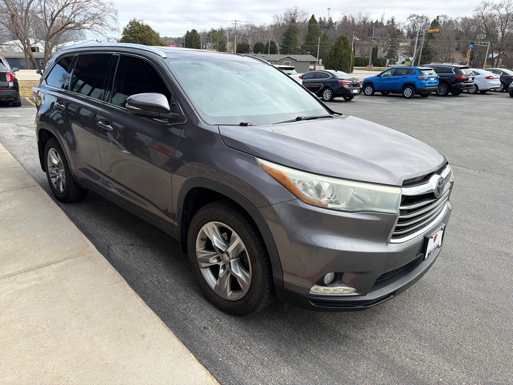 2015 Toyota Highlander Image 7