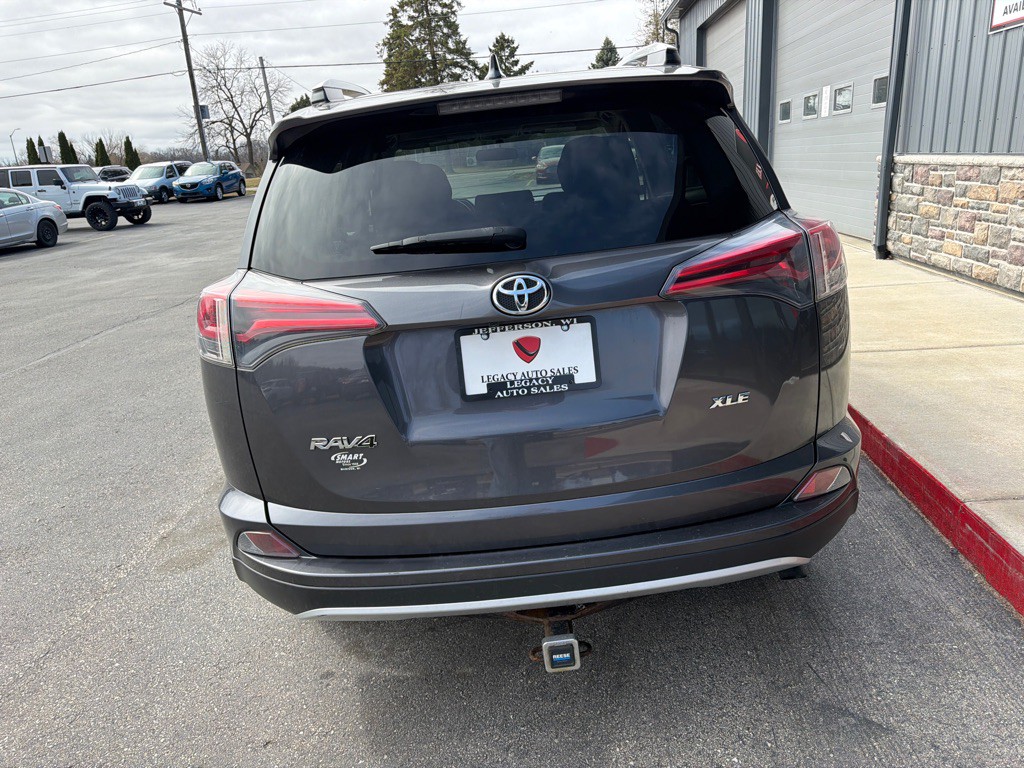 2016 Toyota Rav4 Image 4