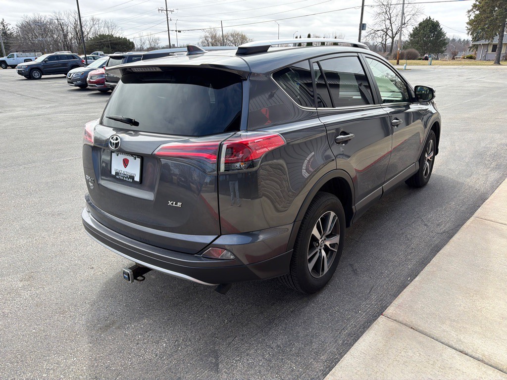 2016 Toyota Rav4 Image 5