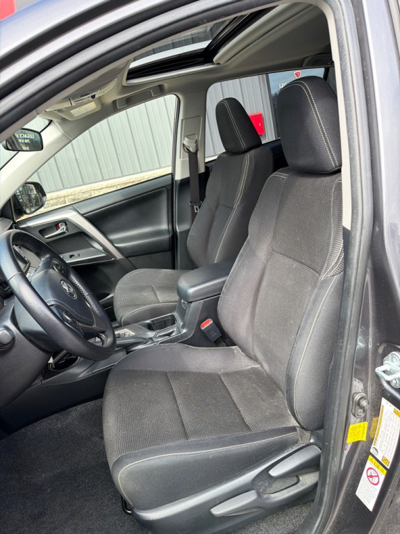 2016 Toyota Rav4 Image 12