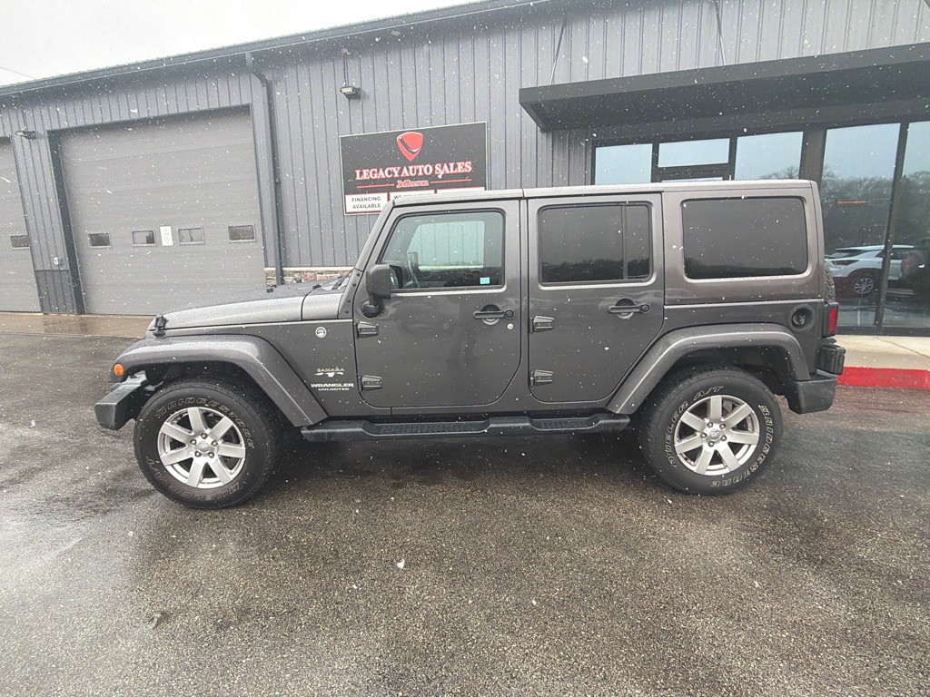 2017 Jeep Wrangler Unlimited Image 2