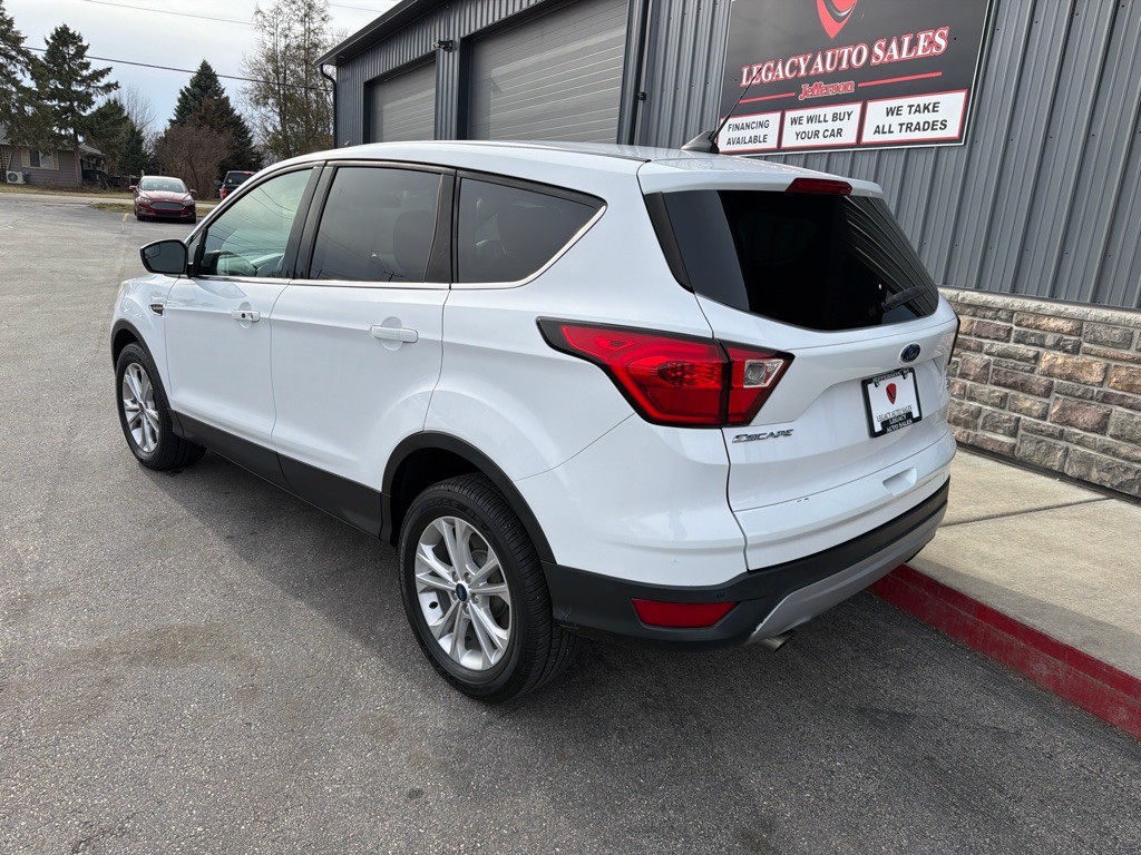 2019 Ford Escape Image 3