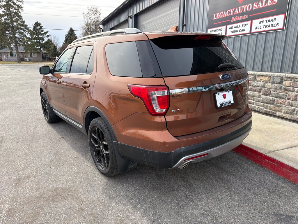 2017 Ford Explorer Image 3