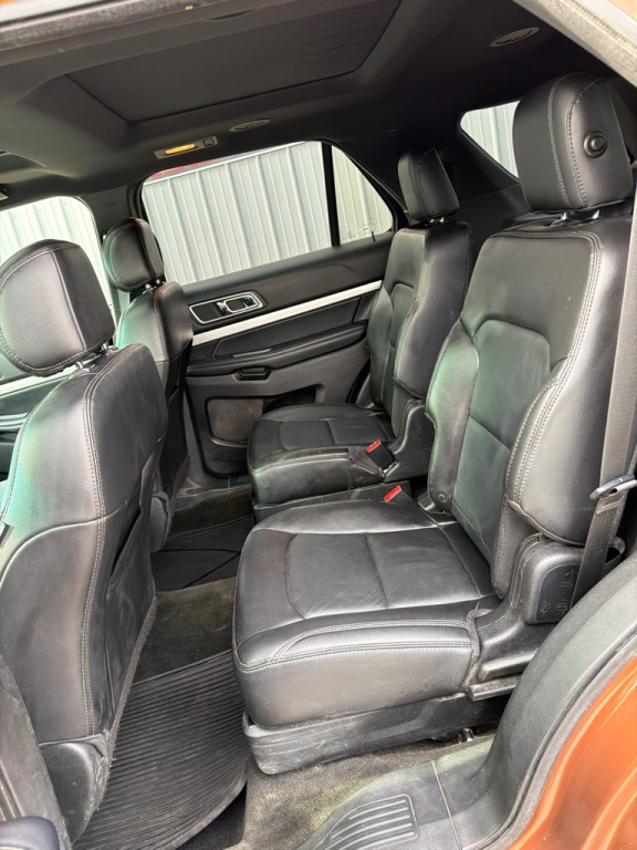 2017 Ford Explorer Image 10