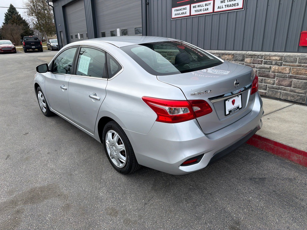 2016 Nissan Sentra Image 3