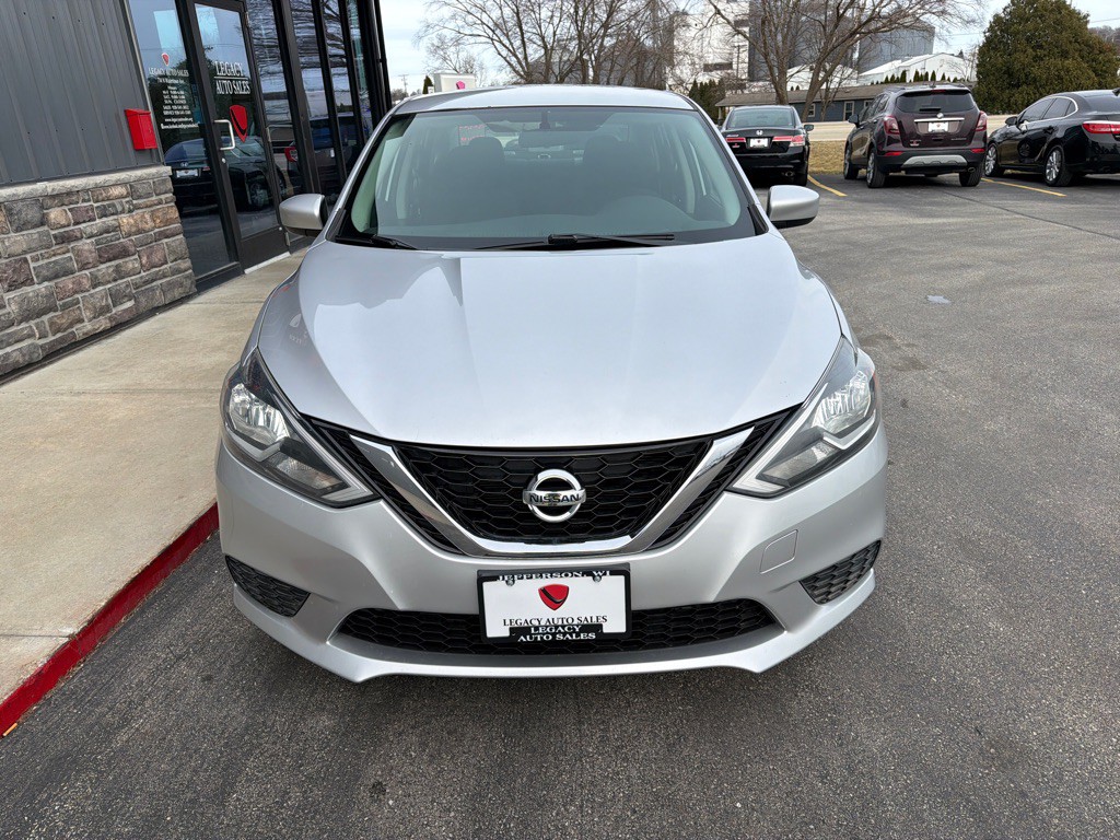 2016 Nissan Sentra Image 8