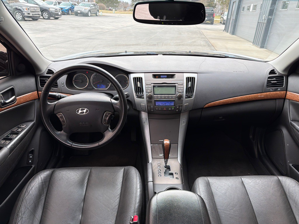 2009 Hyundai Sonata Image 11
