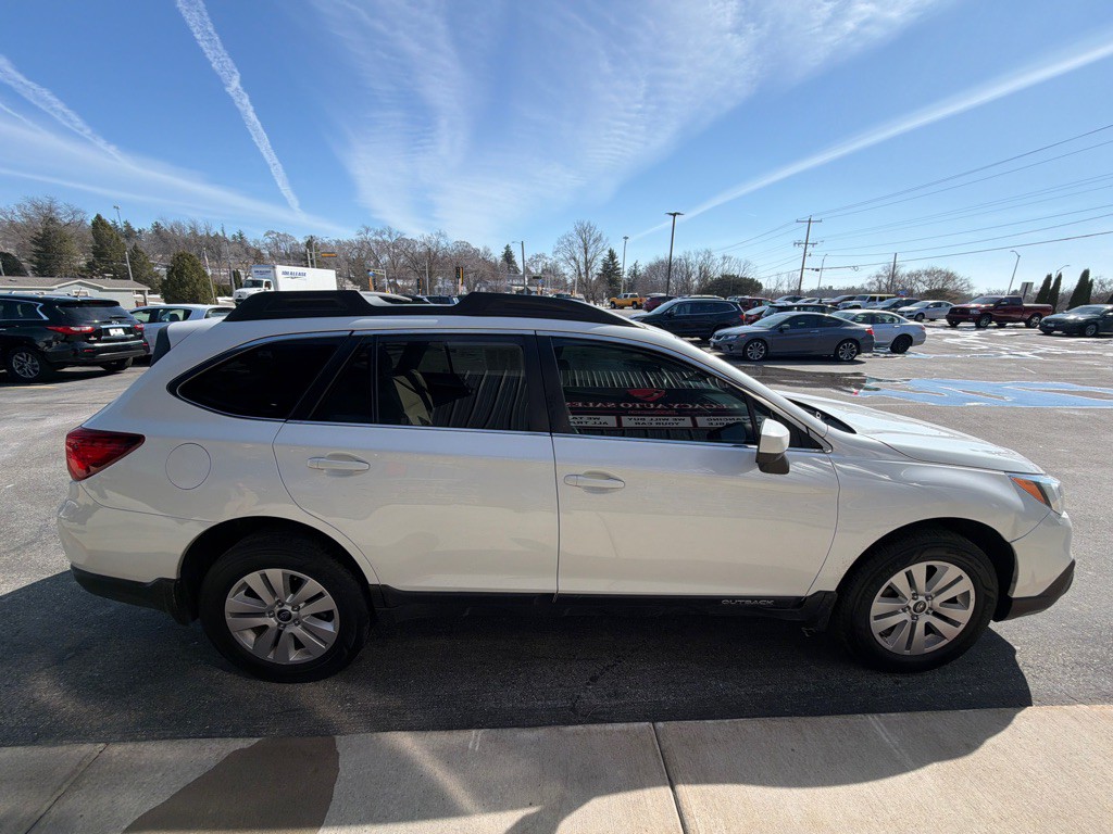 2017 Subaru Outback Image 6