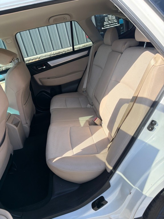 2017 Subaru Outback Image 9