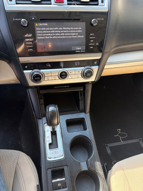 2017 Subaru Outback Image 12
