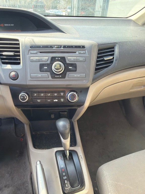 2012 Honda Civic Image 11