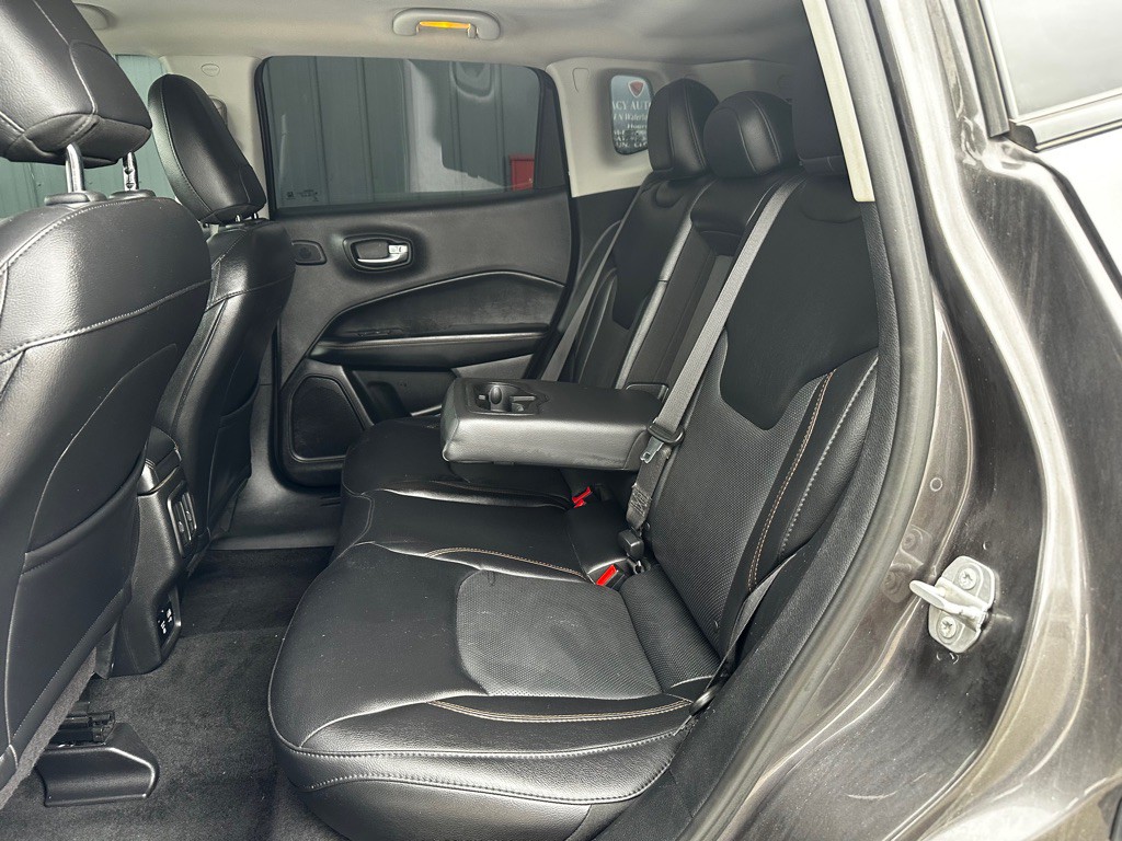 2018 Jeep Compass Image 9
