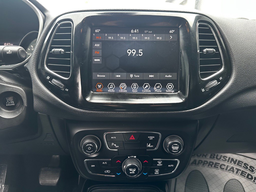 2018 Jeep Compass Image 11