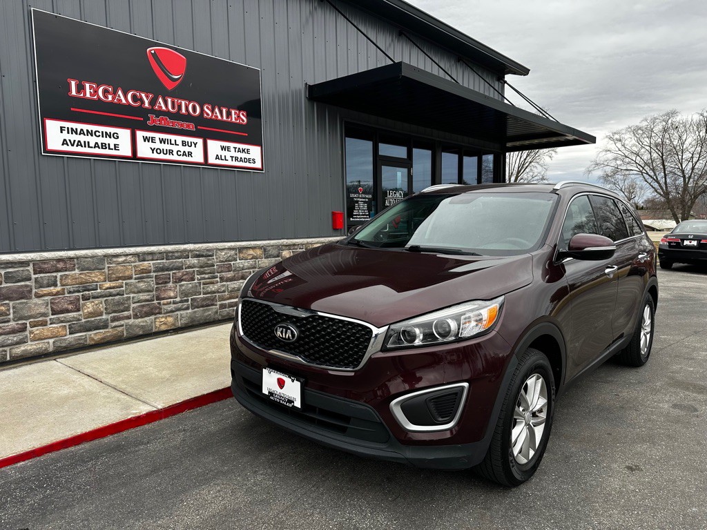 2016 Kia Sorento Image 1