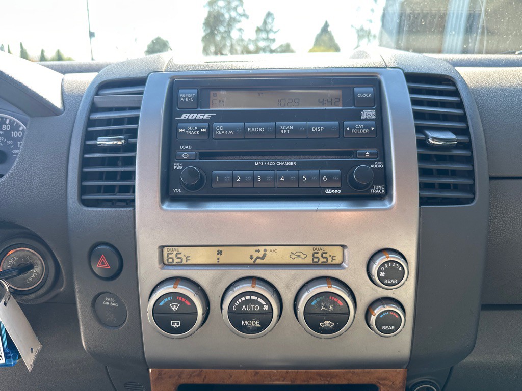 2006 Nissan Pathfinder Image 13