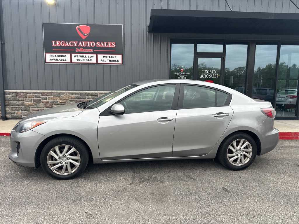 2012 Mazda Mazda3 Image 2