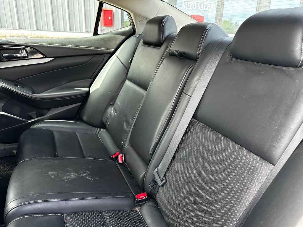 2018 Nissan Maxima Image 8