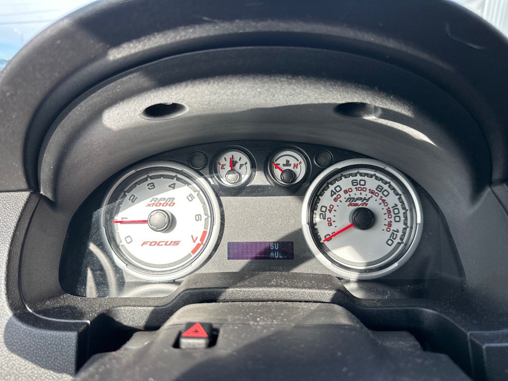 2010 Ford Focus Image 12