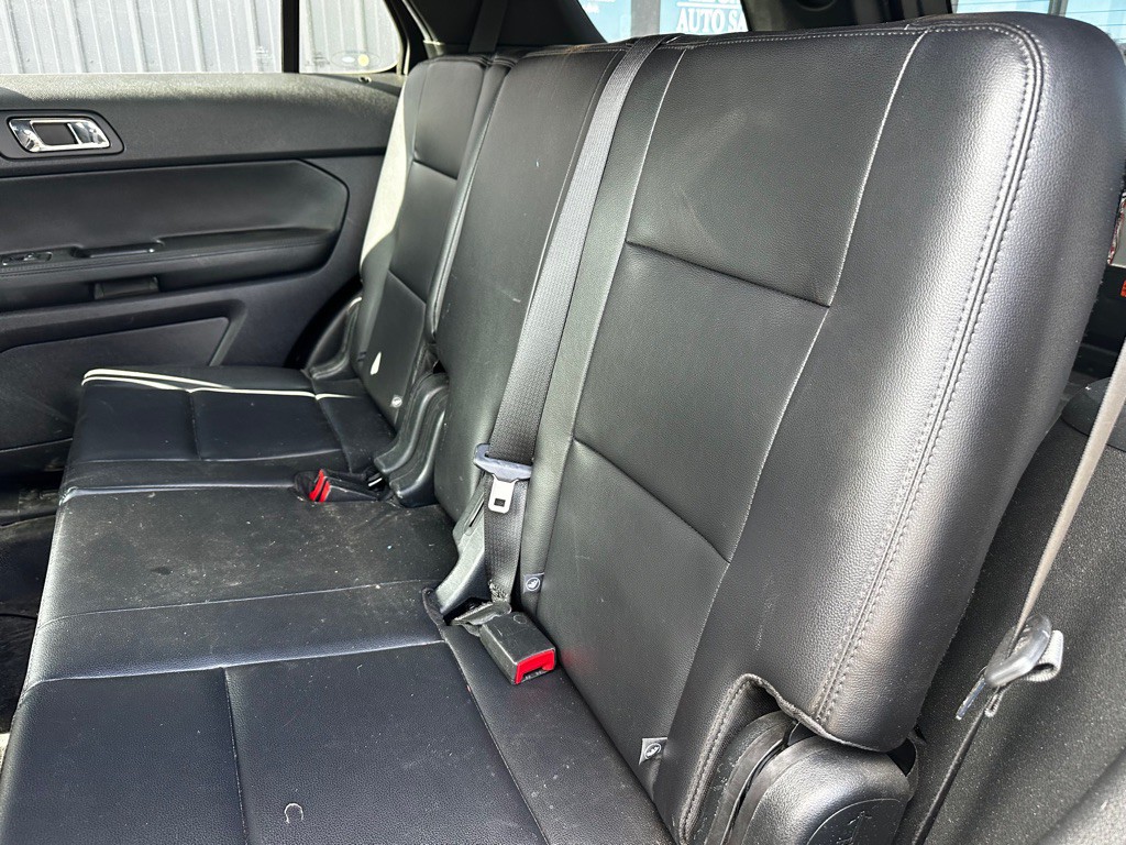 2019 Ford Explorer Image 8