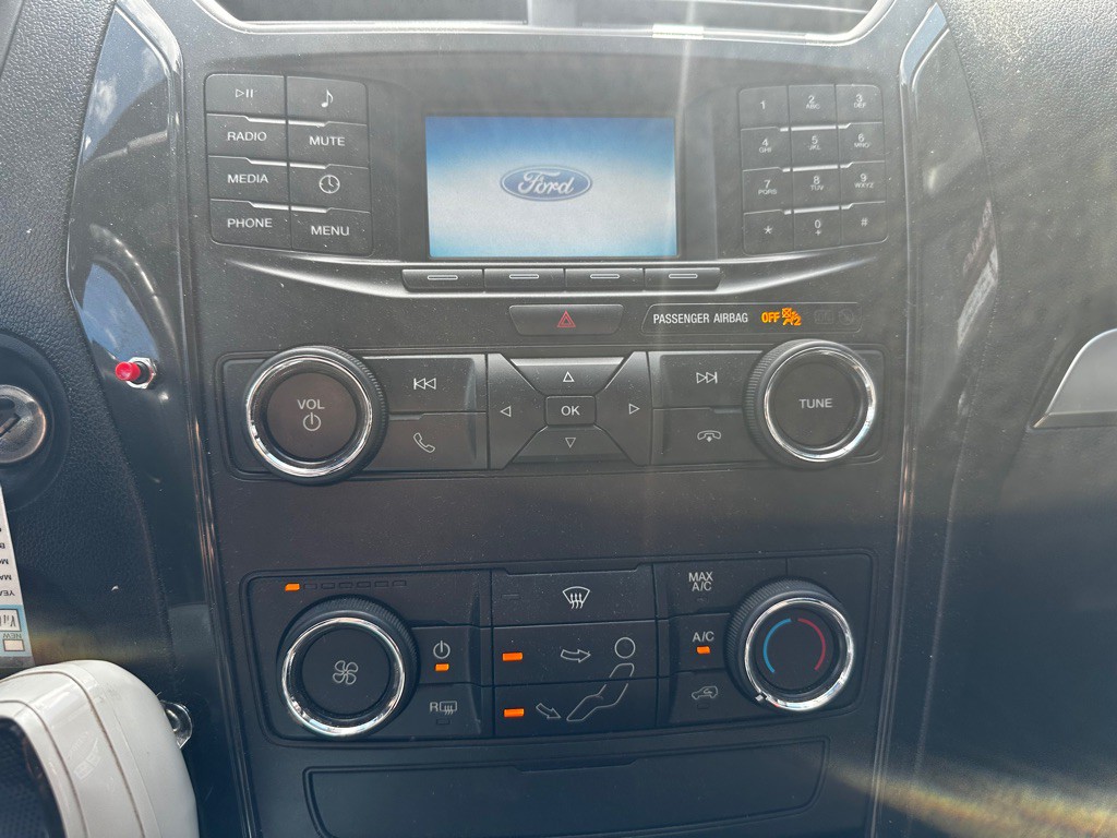 2019 Ford Explorer Image 10