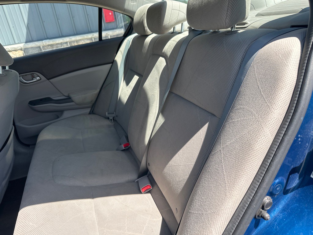 2012 Honda Civic Image 8