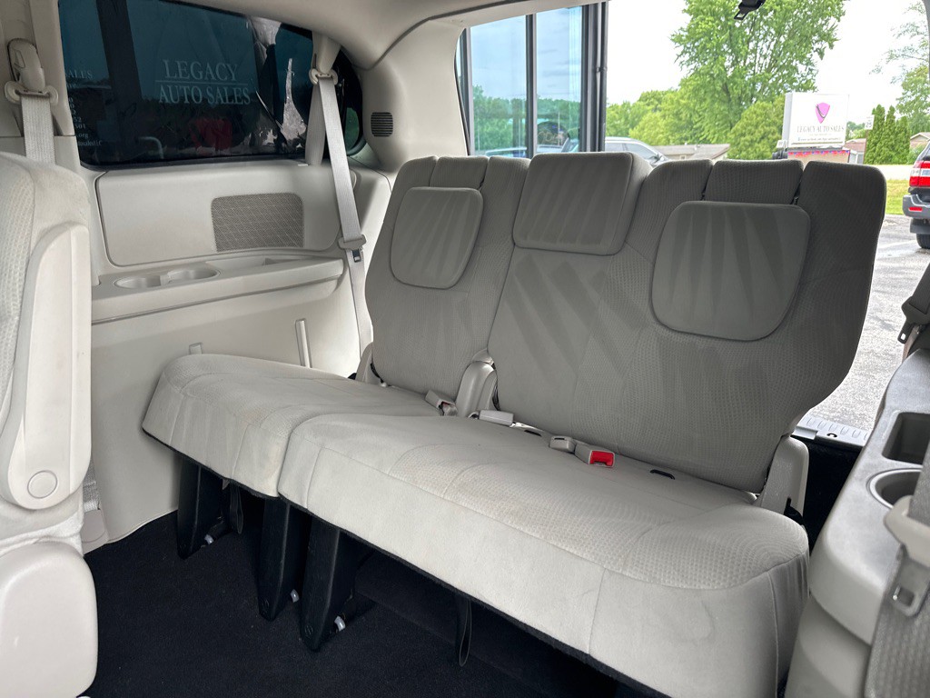 2013 Dodge Grand Caravan Image 9