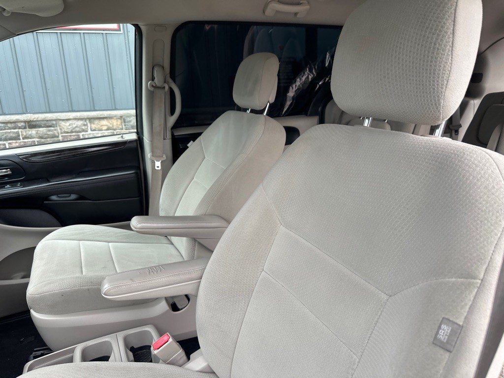 2013 Dodge Grand Caravan Image 11
