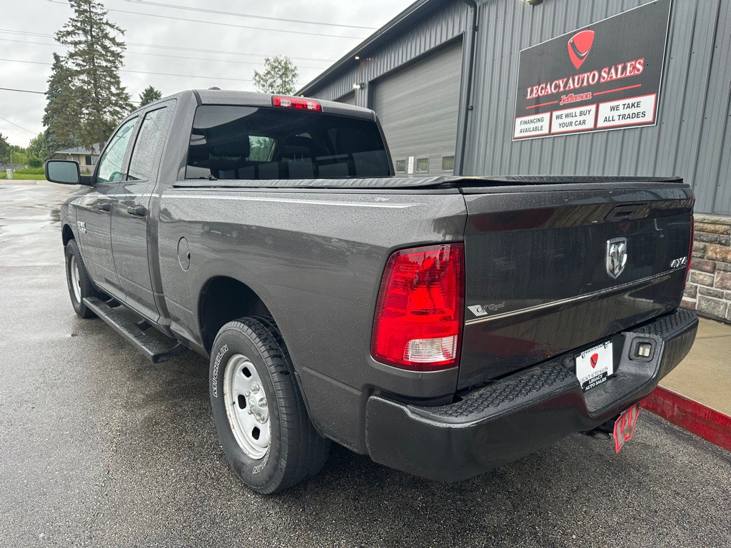 2014 RAM 1500 Image 3