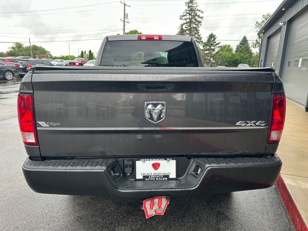 2014 RAM 1500 Image 4