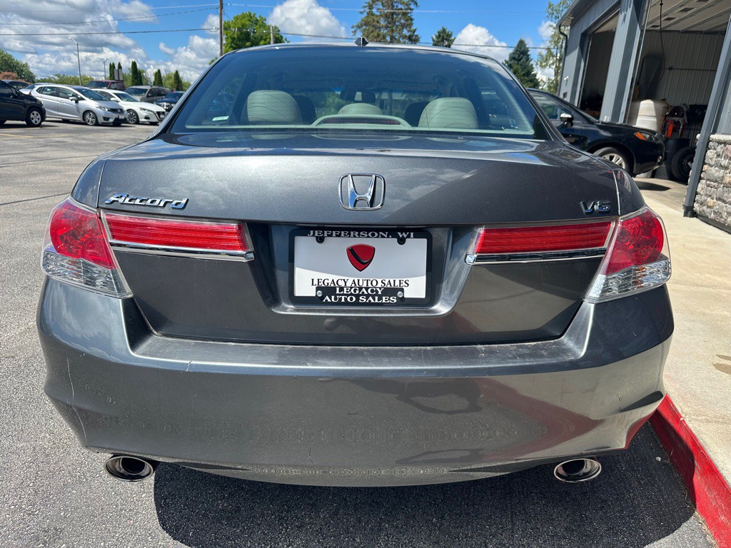 2011 Honda Accord Image 4