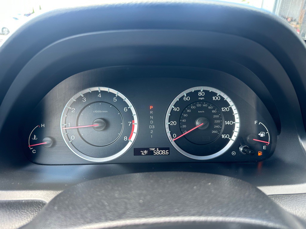 2011 Honda Accord Image 12