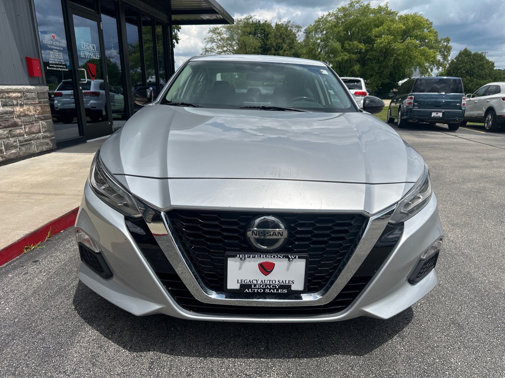 2020 Nissan Altima Image 7