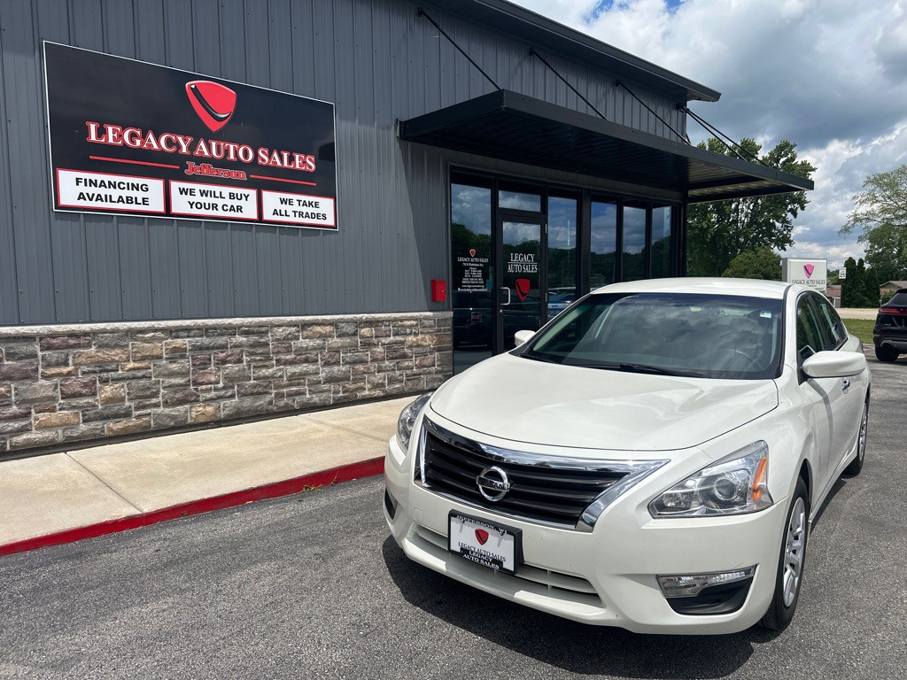 2015 Nissan Altima Image 1