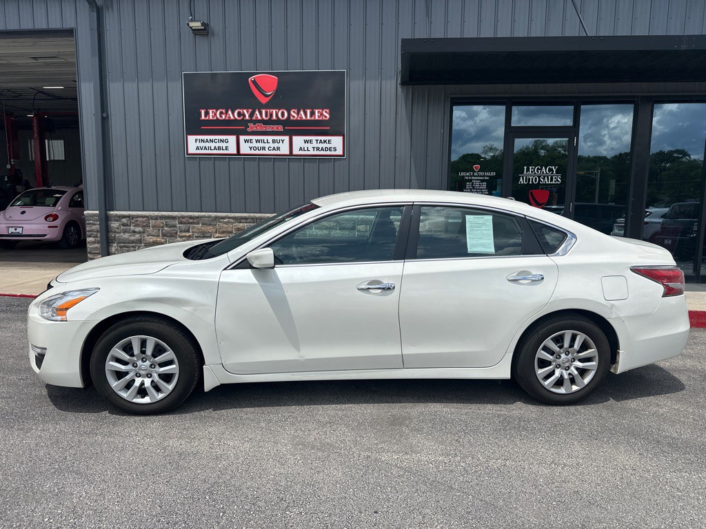 2015 Nissan Altima Image 2