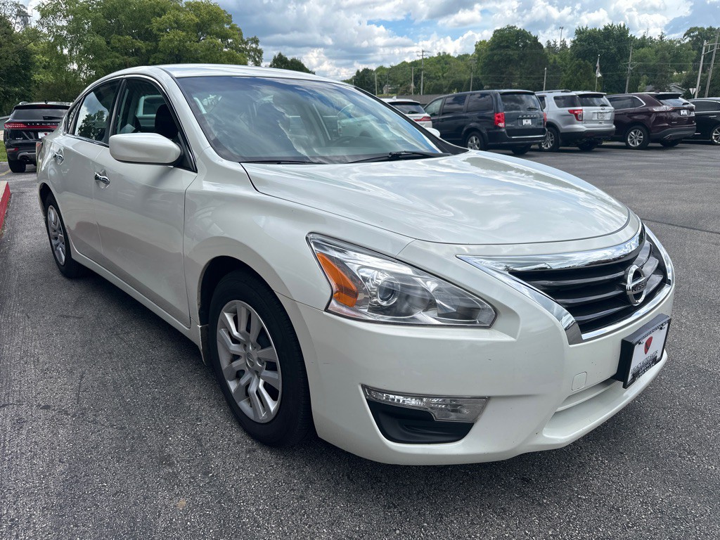 2015 Nissan Altima Image 6