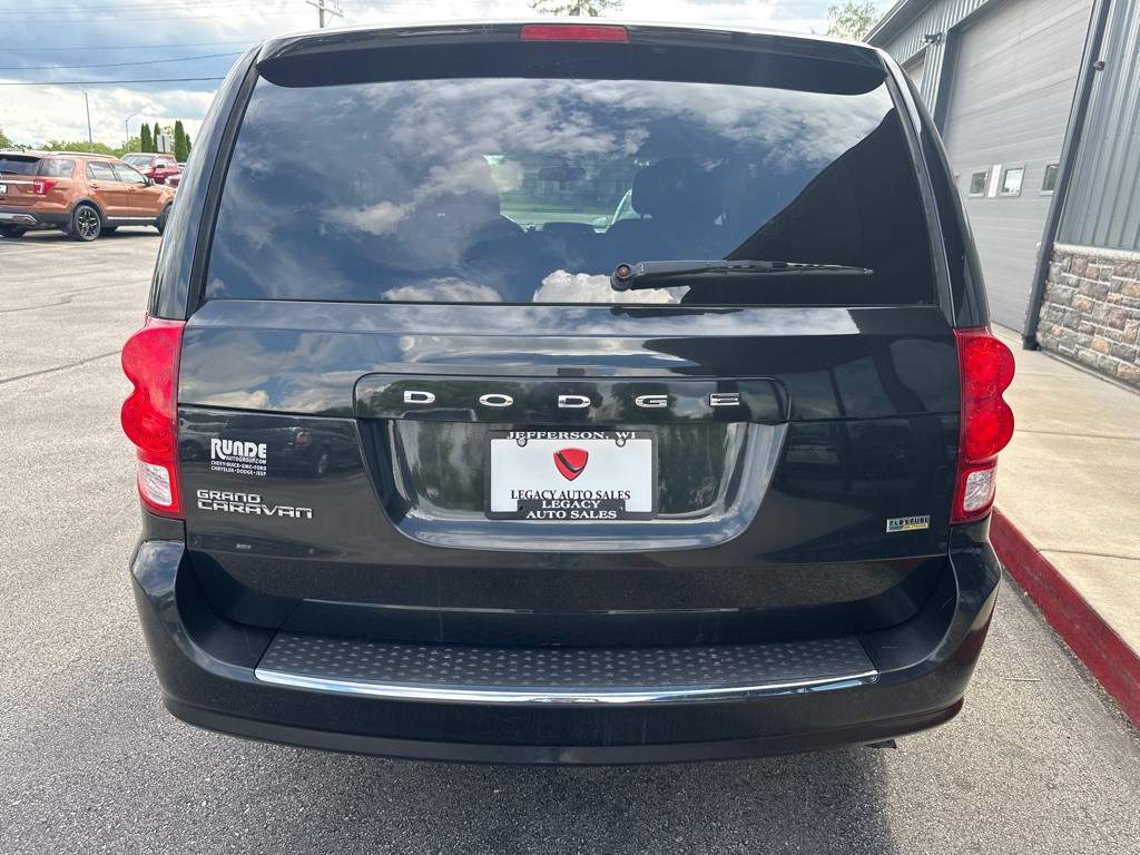 2013 Dodge Grand Caravan Image 4
